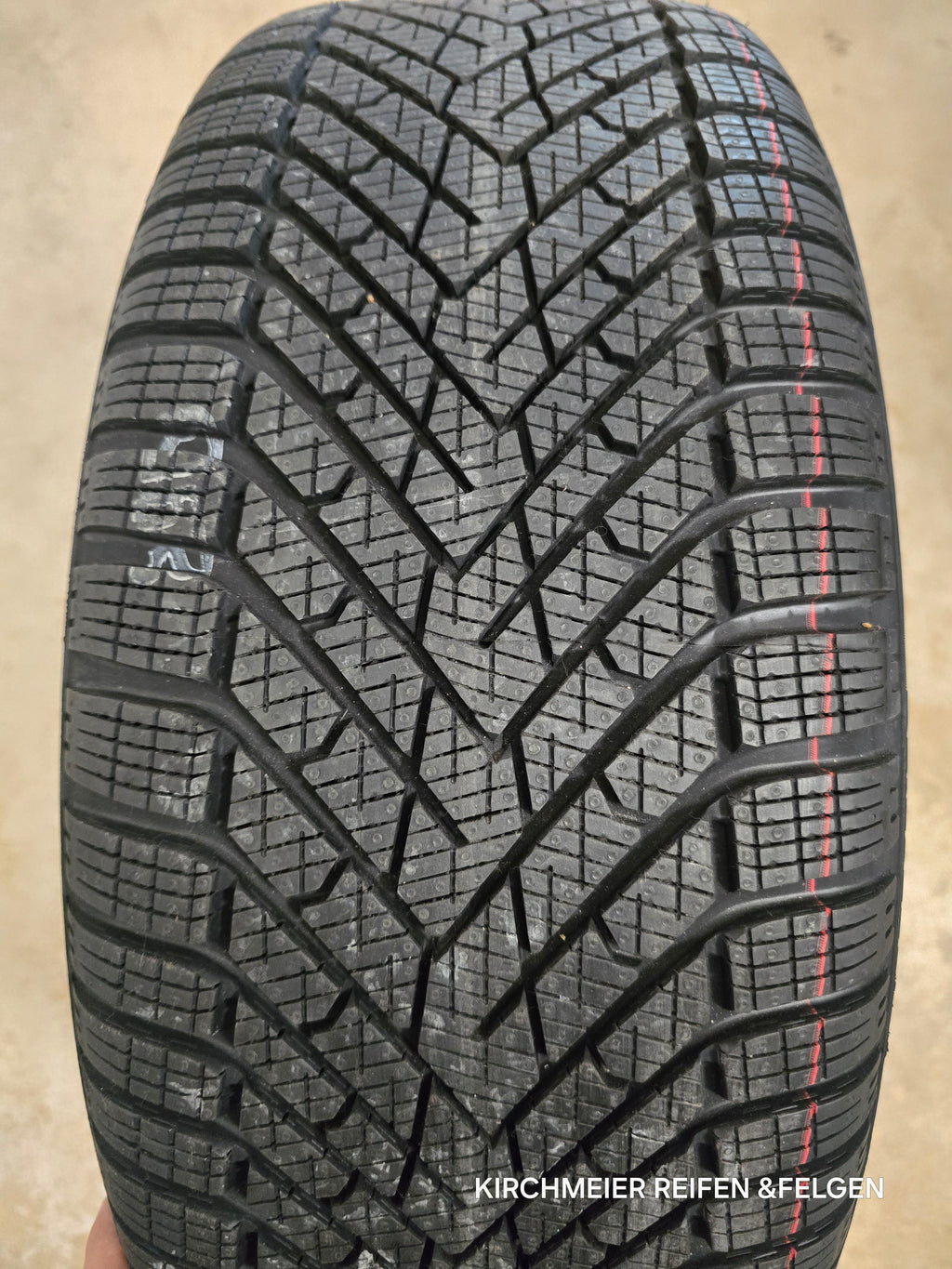 BMW 5er G60/G61 & i5 Winterkompletträder 18 Zoll 225/55 R18 Original Neu