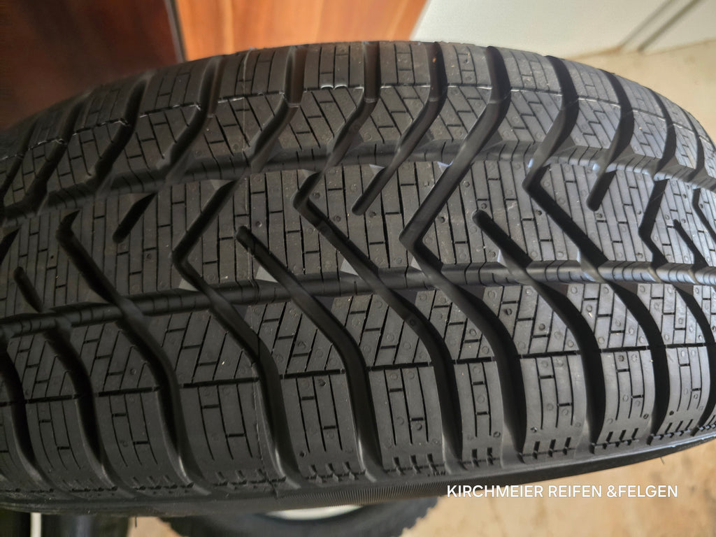 BMW 1er F40 2er F44 Winterkompletträder 17 Zoll 195-55 R17 Original Neu