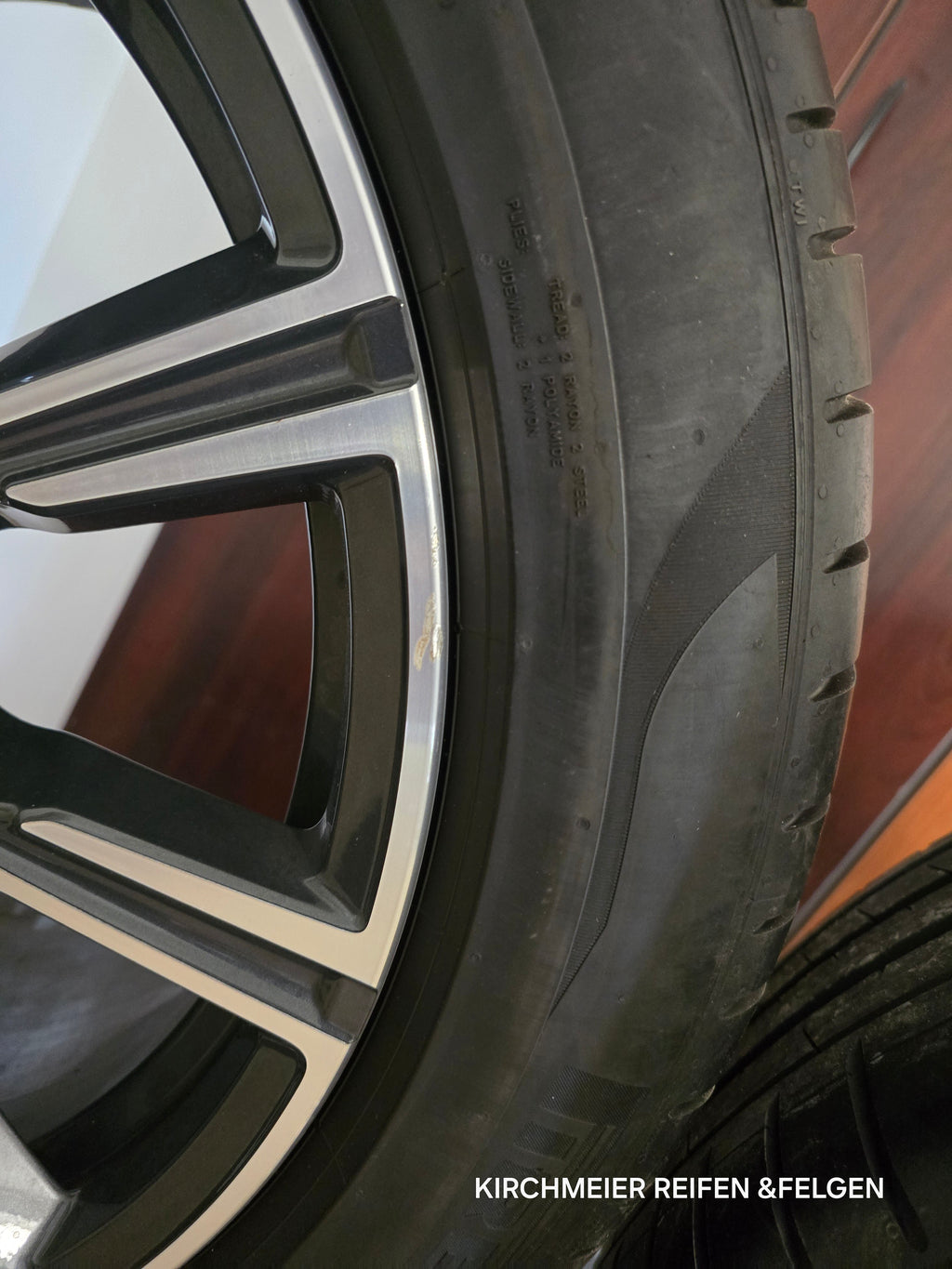 BMW X5 G05 & X6 G06 20 Zoll Sommerkompletträder 275/45 & 305/40 R20 740M Gebraucht
