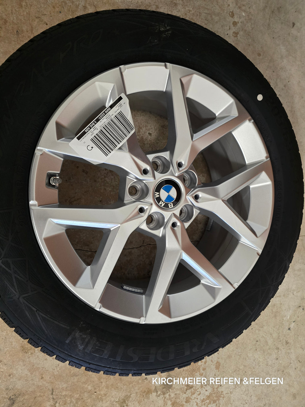 BMW X1 U11 X2 U10 Winter Complete Wheels 17 Inch 205-65 R17 Original New