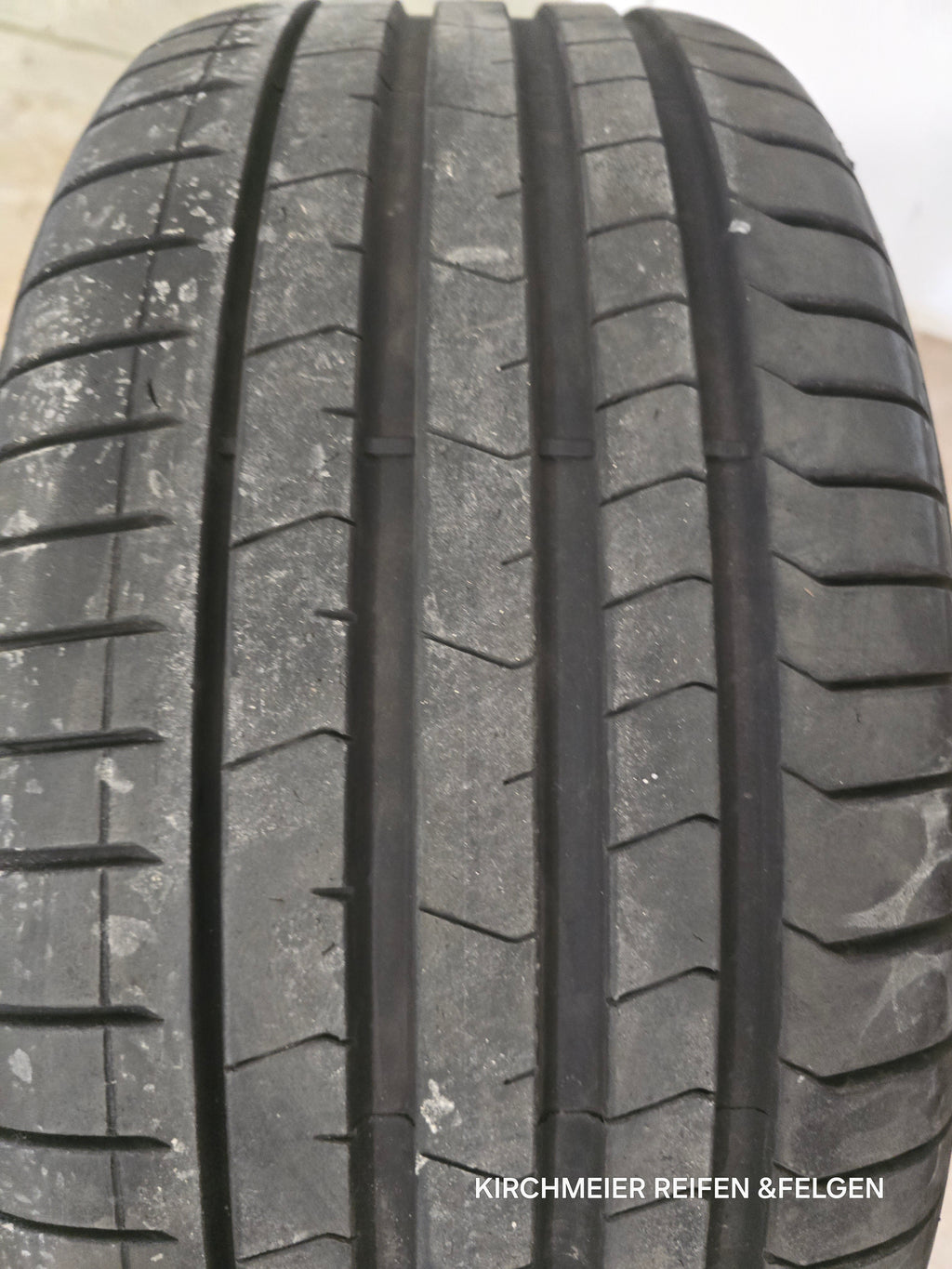 BMW X5 G05 & X6 G06 20 Zoll Sommerkompletträder 275/45 & 305/40 R20 740M Gebraucht